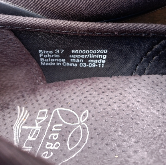 Dansko Volley Clogs Slip Resistant Black Vegan Professional Work Women's Size 37 - Picture 13 of 15